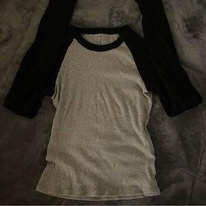 Brandy Melville Bella long sleeve